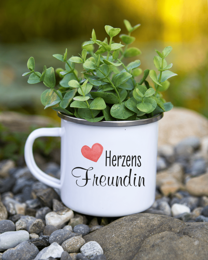 Emaille_Tasse_Herzensfreundin_Deko