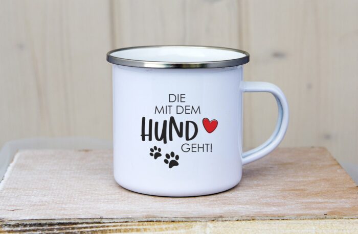 Emaille_Tasse_Die_mit_dem_hund_geht