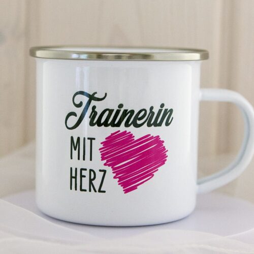 Emaille Tasse_Trainerin_mit_Herz